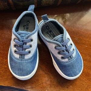 Oshkosh B’gosh sz 7 Toddler slip on blue gray shoes sneakers